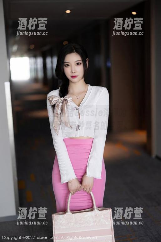 秀人网-白洁Bessie 秀人网 - 爱上白洁Bessie演绎的“纯白”,美图中有种莫名的空灵。