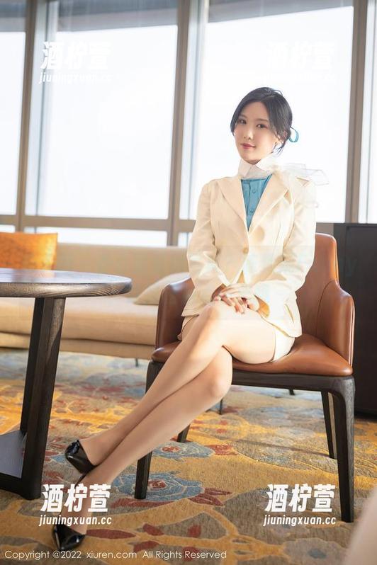 秀人网 - 办公室私房写真？陈梵妮Fanny，这风格有点意思哦