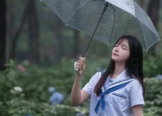 让秋山AkI的私房美图告诉你什么是秋の恋：200%保证没有出轨，只想出片！