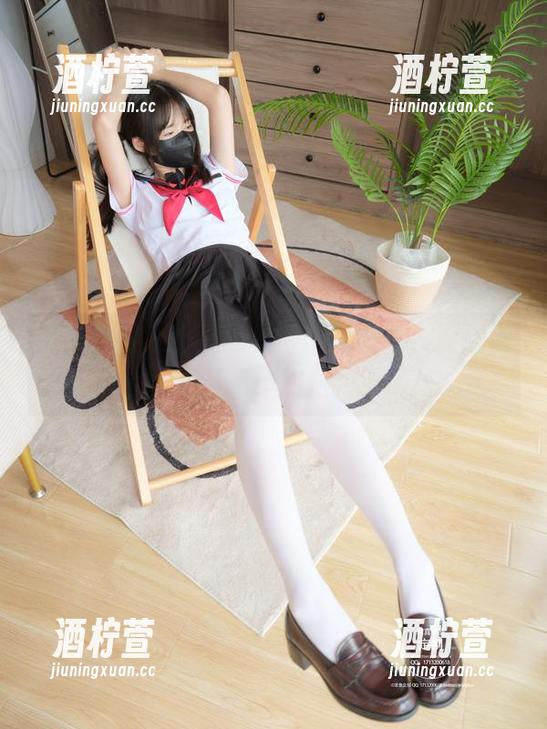 紧急企划 - 小恩的校服搭配有毒，原图得小心放壁纸上！