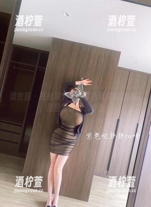 微密圈 - 在线嗅到一点紫色哒豚豚的懒散，原图就该这么舒服！