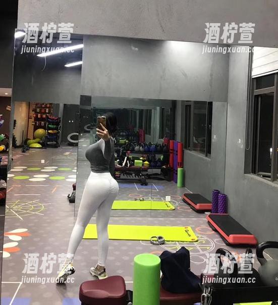 微密圈 - 修女也要素颜照！紫色哒豚豚免费上传，点击下去，小心信仰泛滥哦！