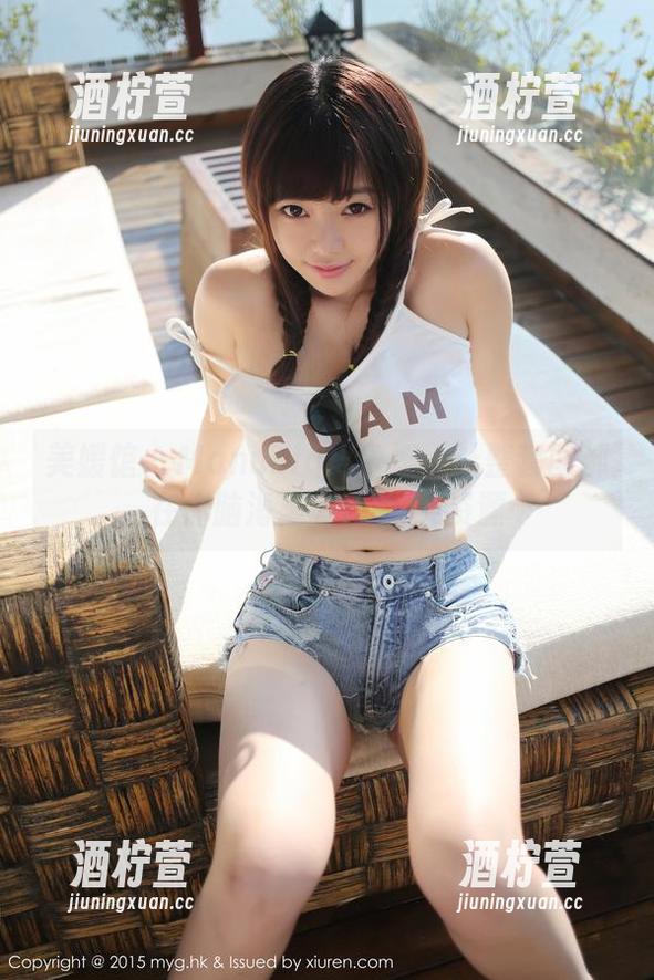 美媛馆 - Manuela玛鲁娜：让整套图都在你脑海里闪现的JK资源