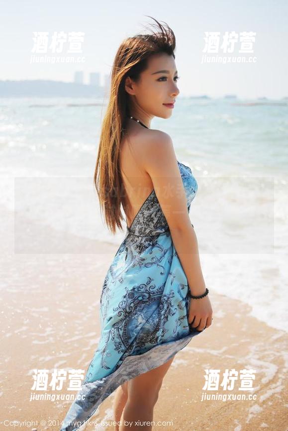 美媛馆 - 许诺sabrina水手服在线图集：这种风格不会过时吧？等一下，这是什么姿势？