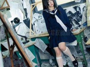 白裙合集：胡桃喵轻松驾驭的扇子与微风