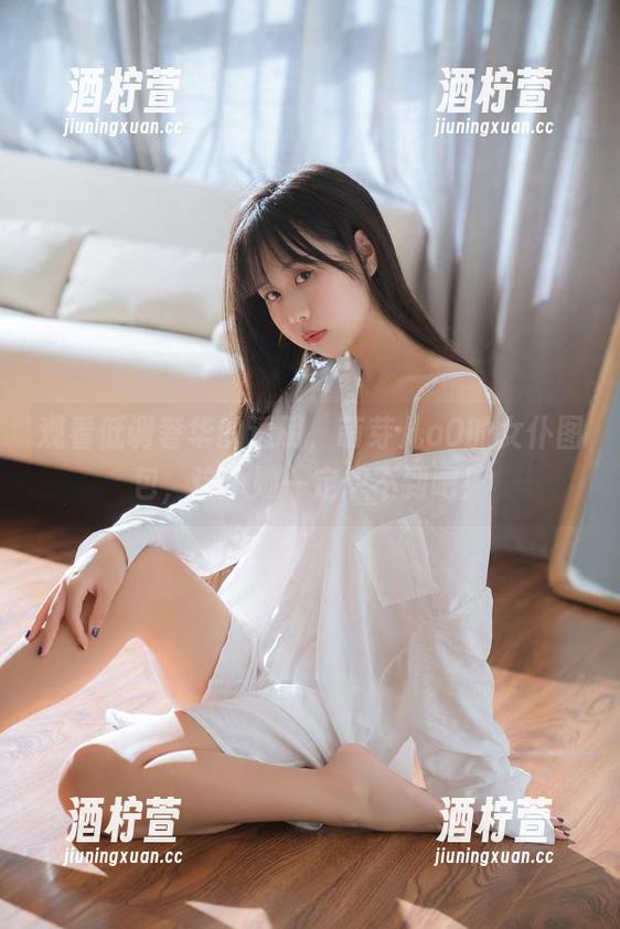 观看低调奢华的透明，萌芽儿o0的女仆图包，这个她一定想不到吧！