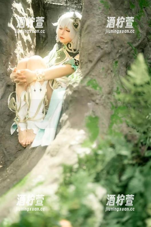 蠢沫沫的奴隶少女希尔薇精选合集：不就是看腿，何必呢？