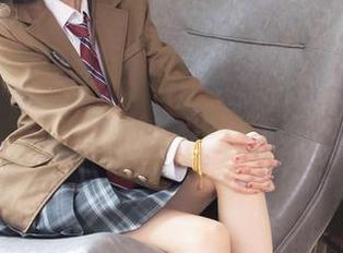 袜啵啵 – 熊熊的白色棉袜大作战，壁纸全接入，谁踩谁知道！