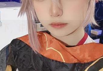 整理一下，许枳学妹的写真精选，全有趣味的云泥之别