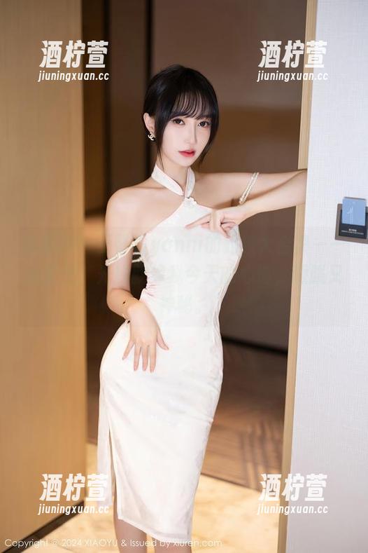 语画界 - 王馨瑶yanni的豹纹大合集——无圣光，光线就像我今天的心情，朦胧又神秘。