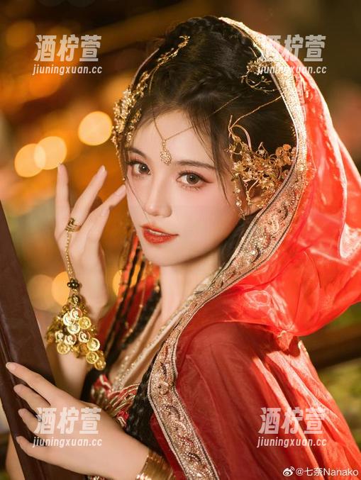 在贰加六的游船里，更新的是美图，呵，是春心荡漾