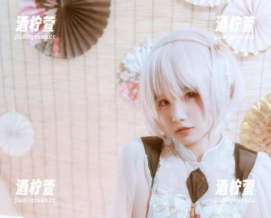 阿半今天很开心御姐最新作品：今天的心情是个女王？
