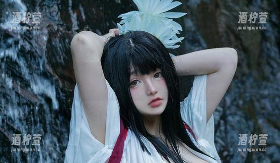 阿寨寨ninja的私房作品，居然把“女友”这种存在感表现得如此有趣，真的是个高手呢。