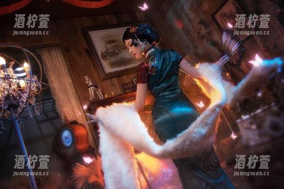 牛仔裤中的露儿大魔王：一场不怀好意的合集，下载吗？