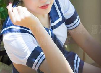 青豆客 – 孔一红的夏日写真集：清凉对比热辣的真实