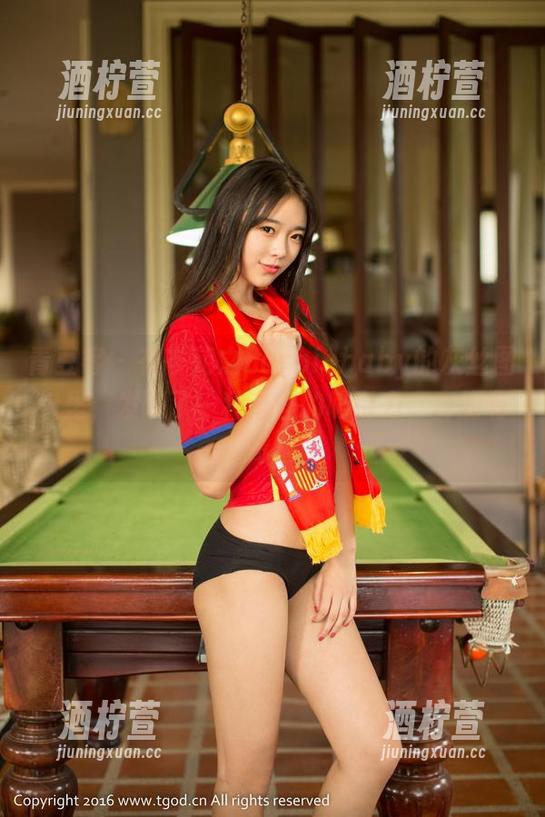青豆客-岑苑之barbiebaby 青豆客 - 在岑苑之barbiebaby的灰丝图包里,发现了一种奇怪的吸引力,真的有毒!