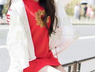 魅妍社 – 闵妮Mily空姐的私房图集，细节满分啊，然而偶尔鼻子一酸……也是佩服了！
