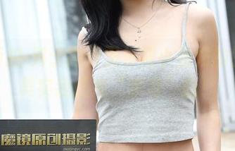 魔镜街拍-对于高开叉长裙小姐姐的图包，其实我是来“学习”的！
