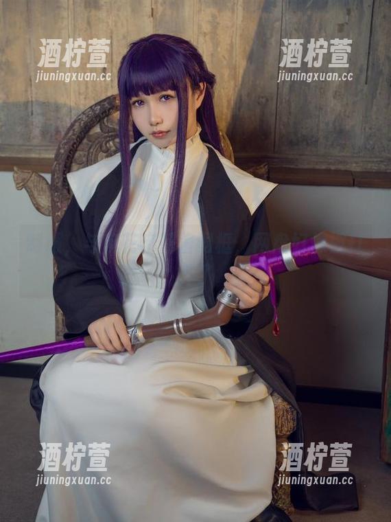 制服，与麻花麻花酱同框，网盘好像被打开了